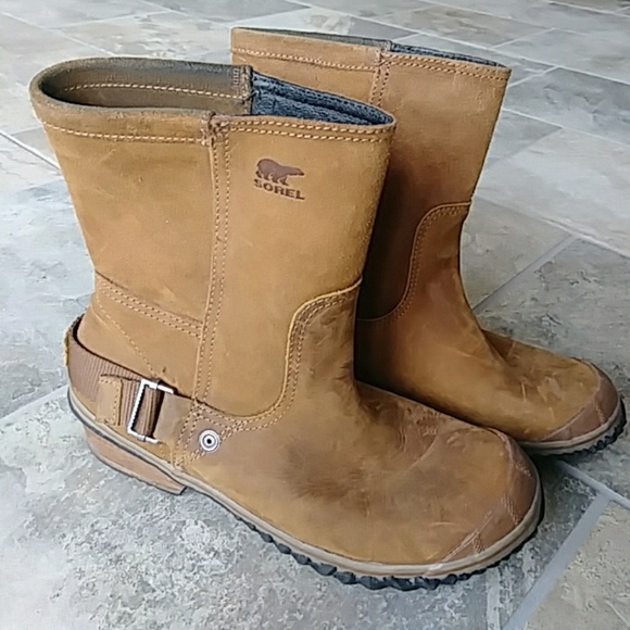 Sorel Shoes - Womens Sorel Leather Suede boots size 9.5
